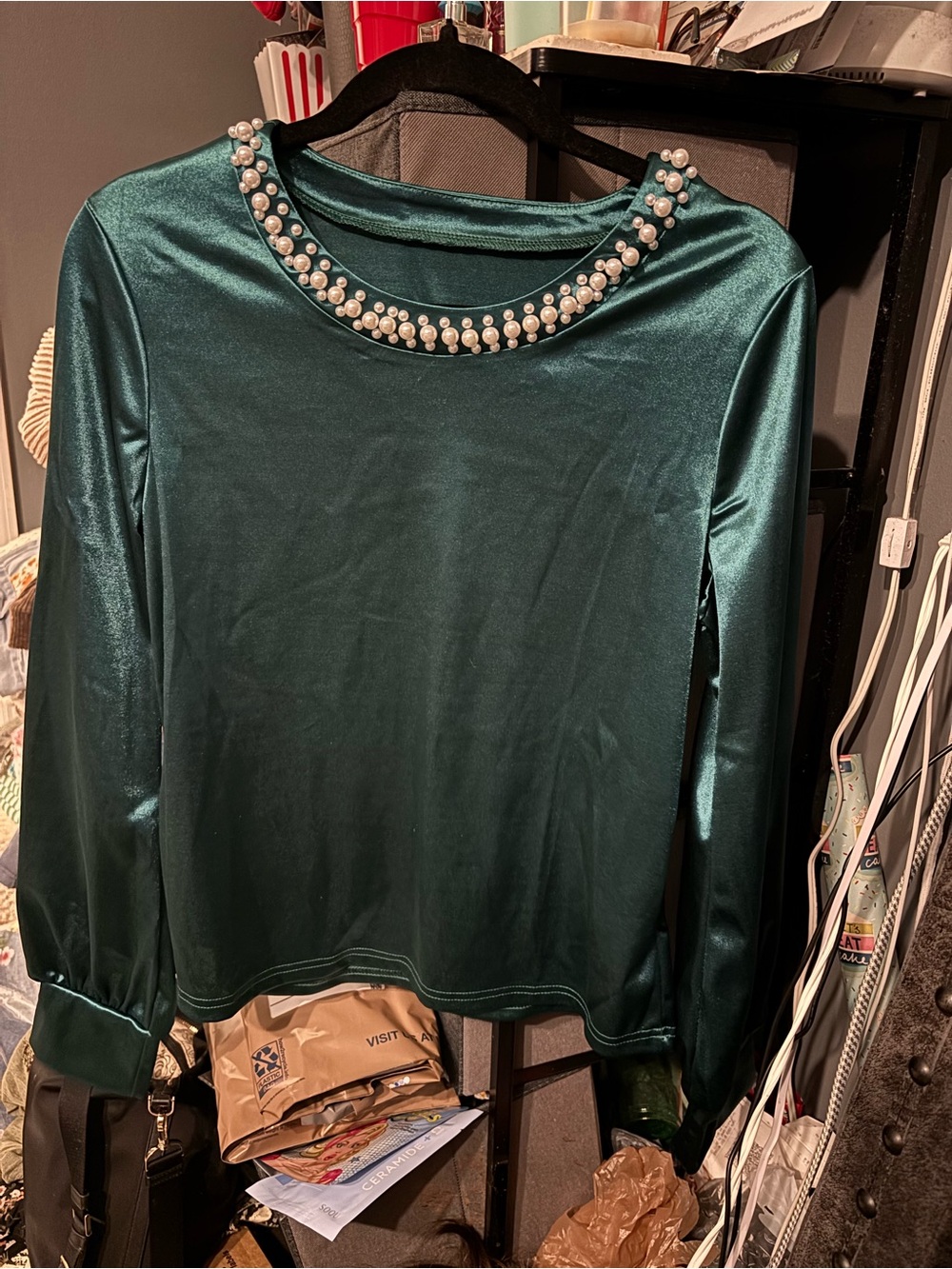 Pearl-Trim Emerald Green Satin Long-Sleeve Top XL